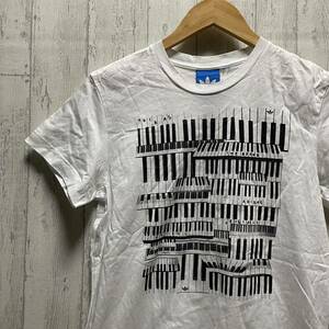 adidas アディダス クルーネック Tシャツ プリント トップス 半袖 スポーツ メンズ T131