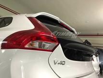 新品 ボルボ V40 2代目 SE リアトランクスポイラー テールゲート T2/T3/T4/D4 未塗装 素地 2012-2019_画像4