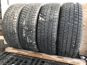 T62 中古 225/65R17 BRIDGESTONE DM-V3 ブリヂストン ディーエムブイスリー 冬タイヤ スタッドレスタイヤ 高年式 4本セット