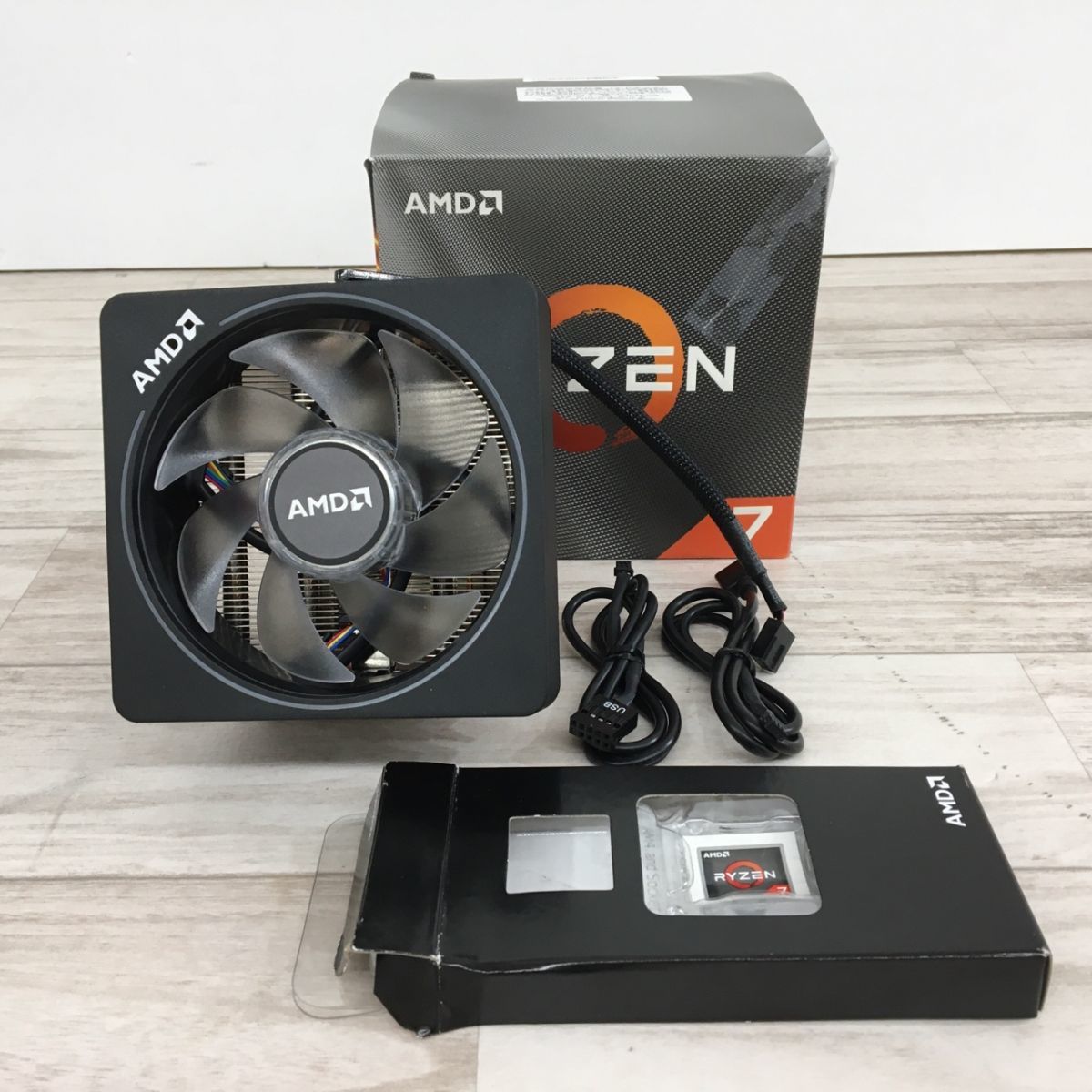 AMD Ryzen 2700x BOX リテールクーラー付属