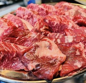 1円～牛ハラミ赤身肉1kg/赤身肉/うまい/和牛/フィレ肉/焼肉/BBQ/業務用/希少部位黒毛和牛/モモ肉