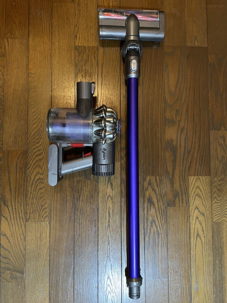 ☆中古 スレ傷割れあり 動作確認ナシ 4年使用 dyson ダイソンD