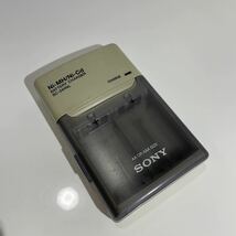 動作未確認 ソニー Ni-MH/Ni-Cd 充電器 BC-34HNL 単3形&単4形充電池対応 Sony純正品 正規品 バッテリーチャージャー_画像1