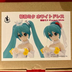 ちくたくらびっと　初音ミクホワイトドレス　ガレージキット