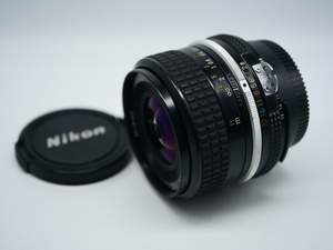 Nikon Ai NIKKOR 35mm f2.8