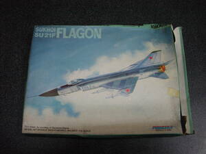 PIONEER 2 1/72 スホーイ SU-21F FLAGON 　プラモデル