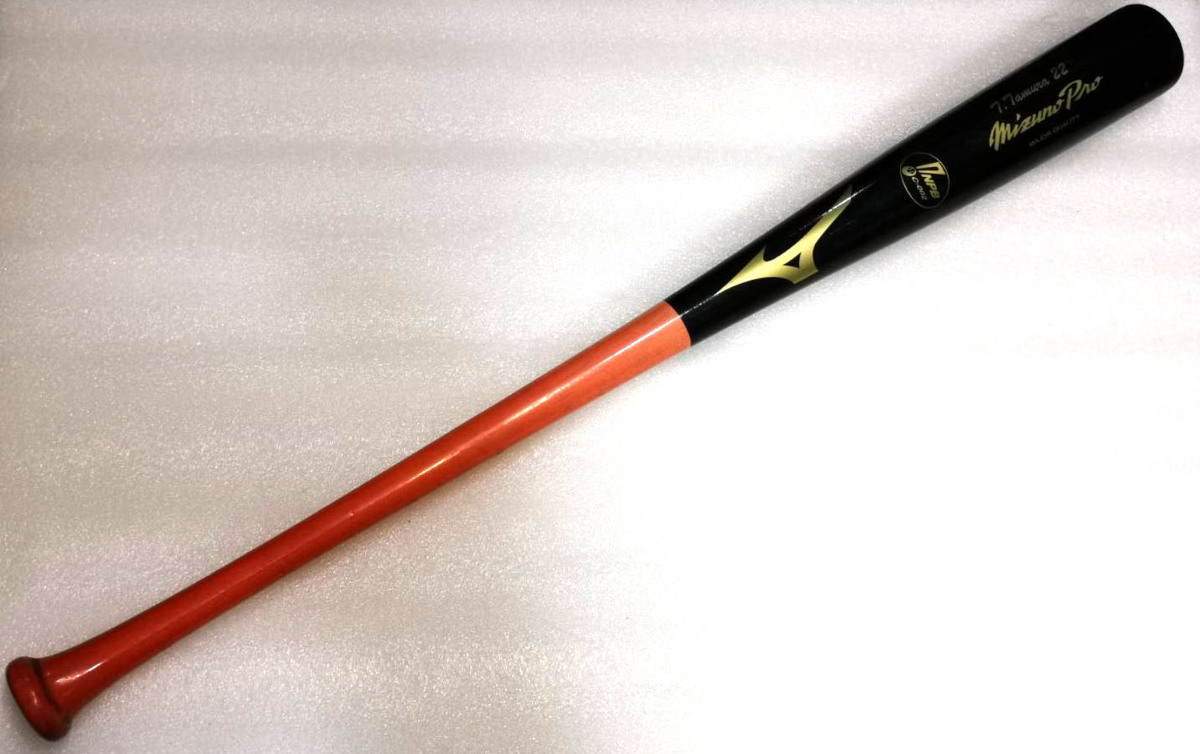 人気アイテム 84.ミズノプロ NPBプロ野球支給品旧Mマーク元読売有田