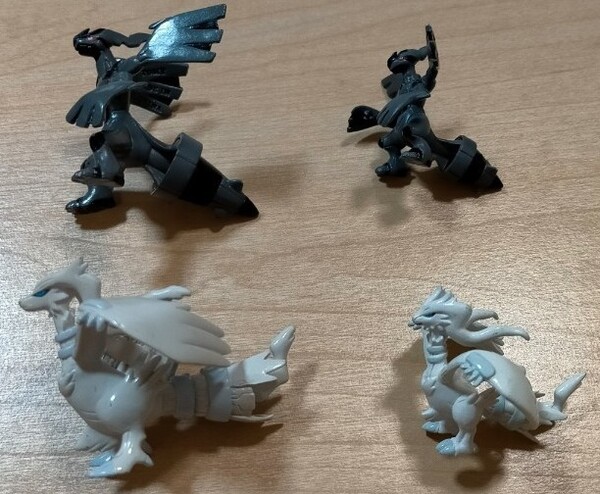 ポケットモンスター モンコレ ゼクロム レシラム