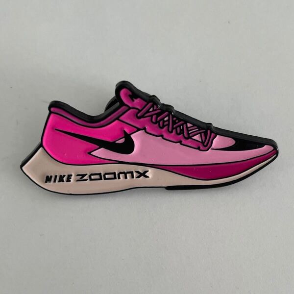 NIKE ピンバッジ 非売品 NIKE