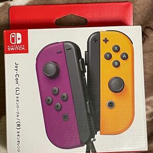 Nintendo Switch スイッチコントローラー ニンテンドースイッチ　ネオンオレンジ　ネオンパープル