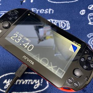 PS Vita PCH-2000 ブラック×レッド 本体のみ