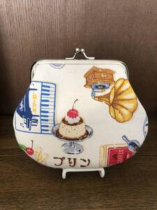 がま口 ポーチ/ 財布 / 小物入れ / ハンドメイド☆喫茶店 ・帆布・生成り