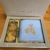 FARM LAND マスコットベア ハンドタオル フェイスタオル タオル & ソープ セット かわいいクマ柄 くまの形のソープ 新品 未使用品 送料無料_画像1