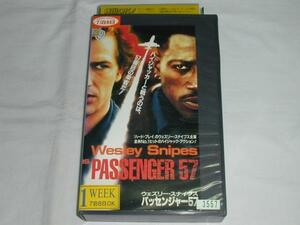 【VHS】パッセンジャー57 ウェズリー・スナイプス [字幕] 中古