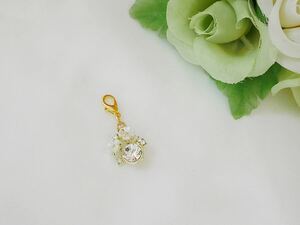 Flower and crystal colored stone ☆ Mask charm ♪ fastener charm handmade ♪ Accessories