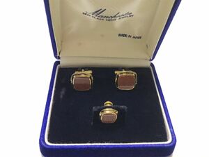 Manchester Gold Stone ( tea gold stone ) square cuffs & tie tack case attaching .