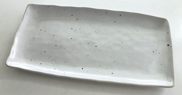 東京インテリア 食器 白陶器 長方形 大皿 ホワイト 美品