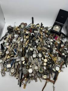 【100円スタート】腕時計大量まとめ売り 約16㎏ 400本以上 ジャンク品 SEIKO Burberry CASIOなど