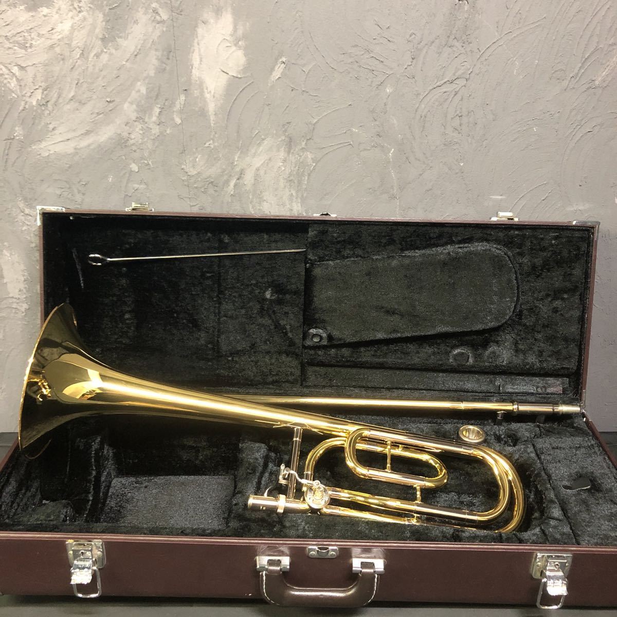 お買得!】 88HR テナーバス・トロンボーン C.G.CONN/コーン ローズブラスベル 64AD2-1 § トラディショナルモデル 純正ハードケース付 太管 - テナーバストロンボーン - labelians.fr お買得!】 88HR テナーバス・トロンボーン C.G.CONN/コーン ローズブラスベル 64AD2-1 § トラディショナルモデル 純正ハードケース付 太管 - テナーバストロンボーン - labelians.fr