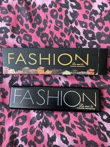 FASHION 中国コスメ 赤系 アイシャドウ パレット