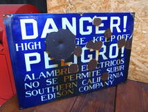 ★ＵＳＡ　ビンテージ　オリジナルコレクティブルDANGER HIGH VOLTAGE KEEP OFF SOUTHERN CALIFORNIA EDISON COMPANY SIGN /銃の弾痕あり★_画像2