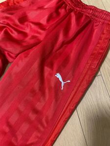 プーマPUMA☆ジャージパンツ赤 140cm
