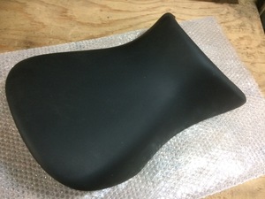 BMW R1200RT シート　0632-7 681 684