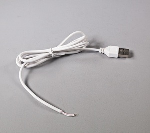 USB電源ケーブル 送料無料（USB電源コード 充電ケーブル 5V）　,
