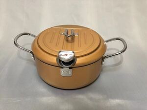 楽々天ぷら鍋 鉄製 温度計付 揚げ鍋20cm バット蓋付 ゴールド