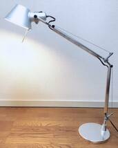 Artemide TOLOMEO YAMAGIWA スタンドランプ/ アルテミデ ヤマギワ 照明 電気機器 イタリー製【通電確認済】「GY120317」_画像1