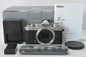 3366 【奇跡の163ショット！】 Nikon ミラーレス一眼カメラ Z fc ボディ Zfc