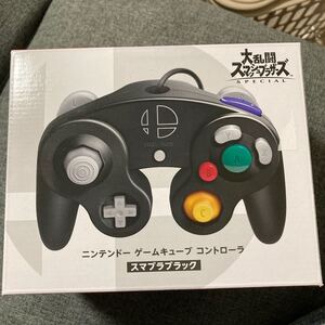 ニンテンドー ゲームキューブコントローラ スマブラブラック