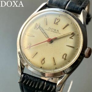 ドクサ ミリタリー 腕時計 1940年代 アンティーク 手巻き メンズ DOXA ケース径32㎜ ビンテージ ウォッチ 男性 ラウンド型 cal.1147