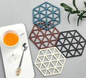 鍋敷き コースター 鍋つかみ 4枚セット 北欧 便利 キッチン用品 雑貨