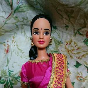  Barbie Barbie doll z*ob* The * world India?