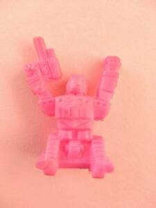 機動戦士　ガンダム　消しゴム　パチ物　ガンタンク　ピンク　当時物　　　　　　　ガン消し　パチ　フィギュア　　MS　figure　pink