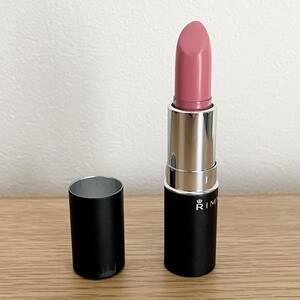 美品◆Rimmel リンメル マシュマロルック リップスティック 011 スウィートコーラル