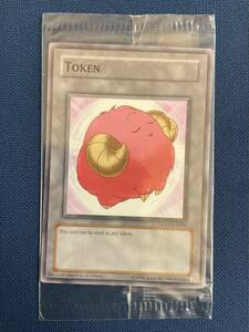 遊戯王☆英語版・北米☆TOKEN☆TKN-EN004☆羊トークン☆赤・ピンク☆プロモ☆ノーマルカード☆未開封・新品・希少