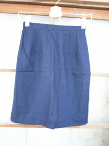 YT ラブレア/LA-BREA バックスリットタイトスカート ネイビー 3サイズ