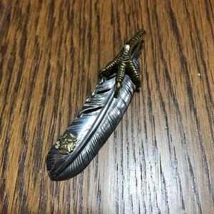 * gold nail * rose metallic ru attaching * extra-large feather right 