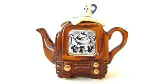 Art hand Auction TELEVISION CARDEW DESIGN TINY TEAPOT: Teapot-shaped interior accessory, Handmade items, interior, miscellaneous goods, ornament, object