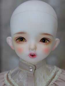 韓国ナピドールNAPIDOLL社 rogebell SDサイズ　カスタムヘッド　ドールヘッド　ホワイト肌　関節人形　海外カスタムドール　キャストドール