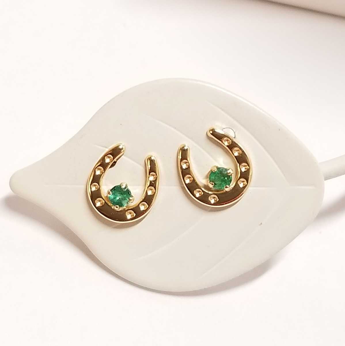 新品 天然ダイアモンド 0.04ct K18馬蹄ピアス ラッキーアイテム