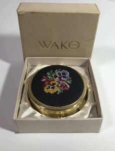 WAKO ワコー アクセサリーケース （コンパクトミラー付き）日本刺繍（花・パンジー）ゴールド・ブラックデザイン アンティーク
