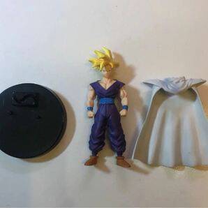 ドラゴンボールZ 孫悟飯　少し大きい昔のフィギュア