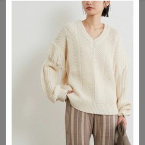 【Adam et Rope' Le Magasin】 袖フリンジニットプルオーバー