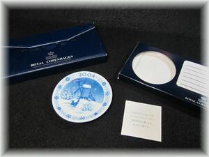 …　ロイヤルコペンハーゲン　ROYAL COPENHAGEN　ミニ イヤープレート　2004年　…　　　　飾皿小皿8.5cm