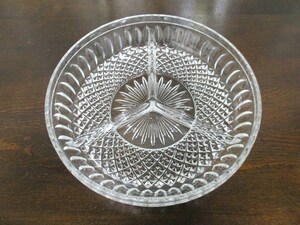 ガラス製 仕切り付き オードブル皿 ディッシュ 皿 盛り皿 イギリス 英国 キッチン雑貨 glass 1805e
