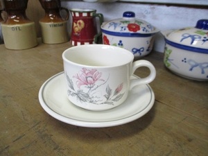 花柄 カップ＆ソーサー コーヒーカップ ティーカップ イギリス 英国製 キッチン雑貨 tableware 0736b