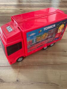 トミカ運ぶよトラック TOMICA